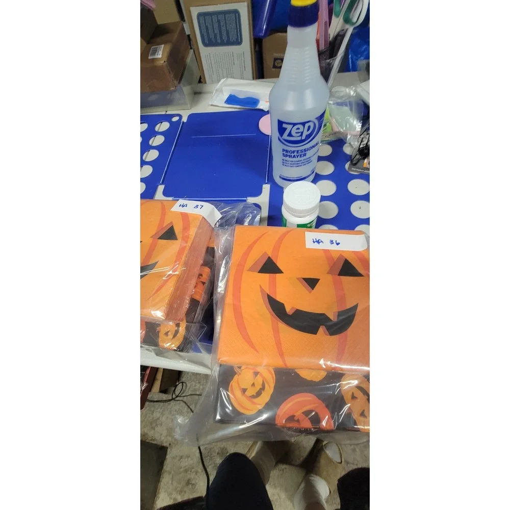 Halloween set plates